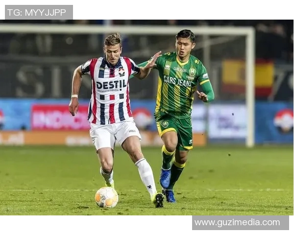 阿青年与瓦尔韦克的激烈对决揭示足球战术的魅力与团队精神的较量